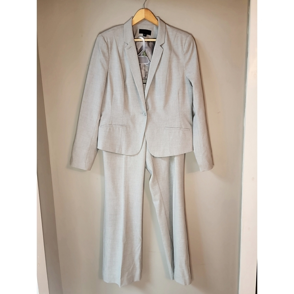 Light Grey Worthington XL Suit